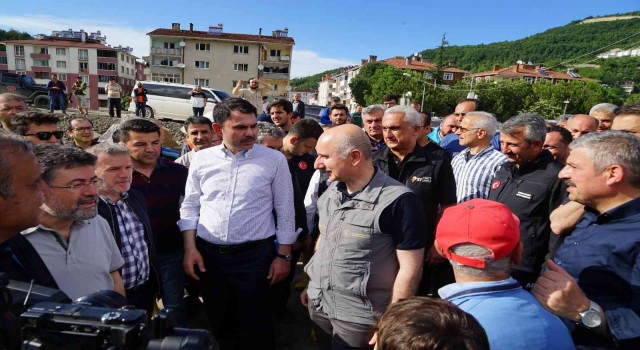 Bakan Kurum ve Bakan Karaismailoğlu, Bozkurtta çalışmaları yerinde inceledi