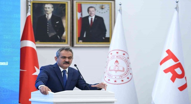 Bakan Özer: “İlk kez İngilizce ve Arapça Destekleme Yetiştirme Kursları açacağız”