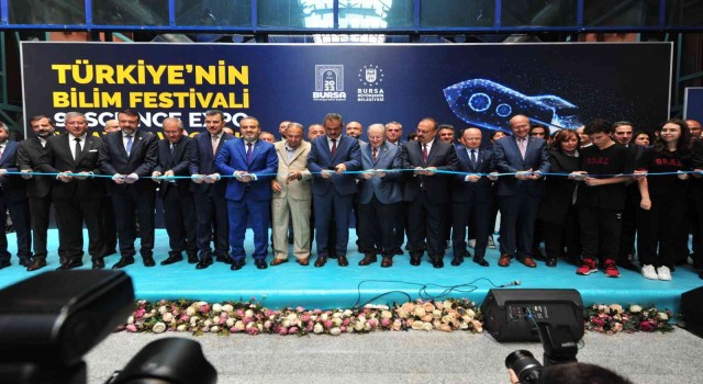 Bakan Özer: Katma değeri yüksek olan ürünler üretemezseniz dünya ile rekabet edebilmeniz mümkün değil