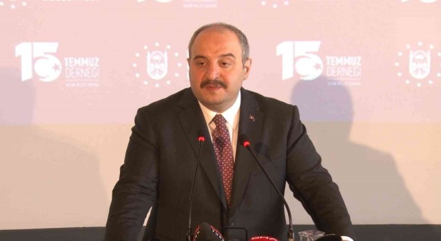 Bakan Varank: Cumhurbaşkanımız olmasa bu ülkede siyaseten NATO masasında bu mücadeleyi verecek başka bir kişi göremiyorum