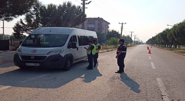 Balıkesirde polis ve jandarmadan Huzur operasyonu