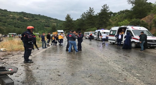 Balıkesirdeki feci kazada ölü sayısı 8e yükseldi