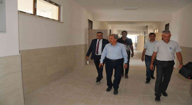 Başkan Akkaya yeni lise binalarında incelemelerde bulundu