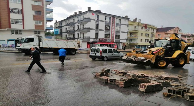 Başkan Altınoktan ABBye uyarı: “Ankaranın altyapısı acilen yenilenmeli”