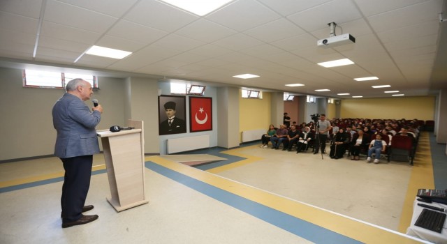 Başkan Aygünden gençlere: Geçmişini bilmeyen geleceğini tayin edemez