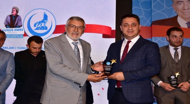 Başkan Bozkurt Ülkü Ocakları Eskişehir İl Başkanlığının ödül törenine katıldı