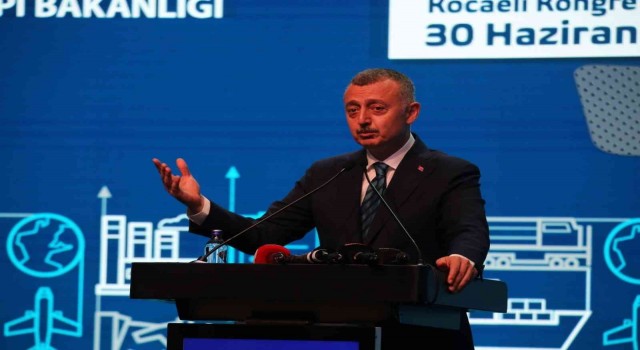 Başkan Büyükakın: Kargo taşımacılığının Cengiz Topel Havalimanında başlatılması kente başka fırsatlar getirecektir