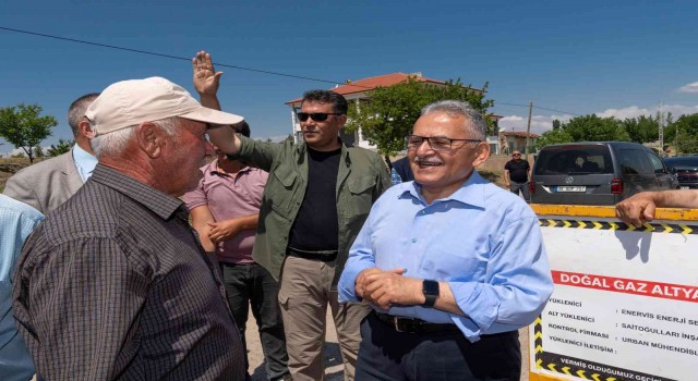 Başkan Büyükkılıç, Saroğlanda doğal gaz çalışmalarını inceledi