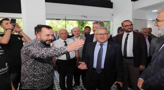 Başkan Büyükkılıçtan Gültepe esnafına ziyaret