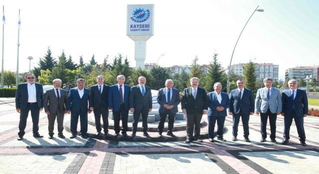 Başkan Büyükkılıçtan KAYSOya tebrik ziyareti
