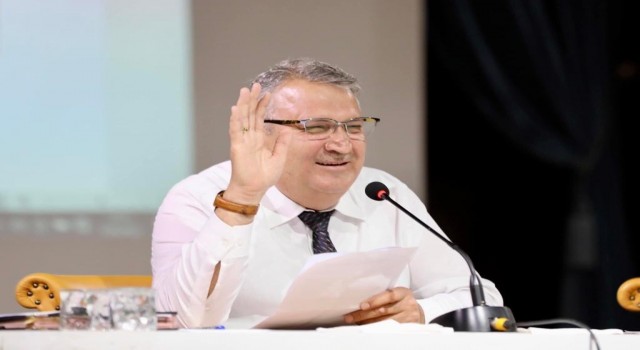 Başkan Çerçi: “Manisanın önünü tıkamayın”