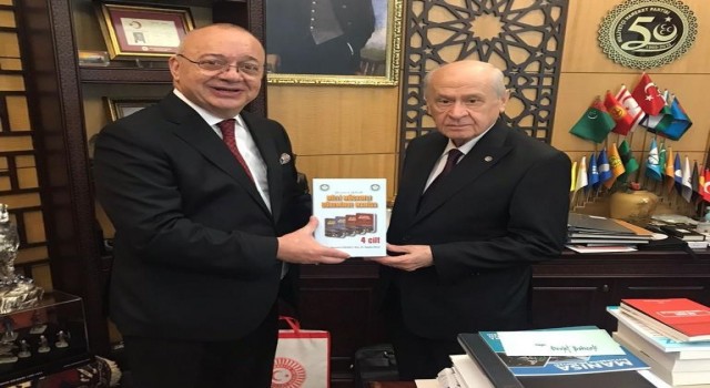 Başkan Ergün, MHP Lideri Bahçeliyi Manisaya davet etti