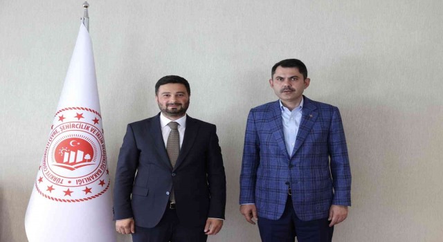 Başkan Öztekin, Bakan Kurum ile Kağıthanedeki projelerini değerlendirdi