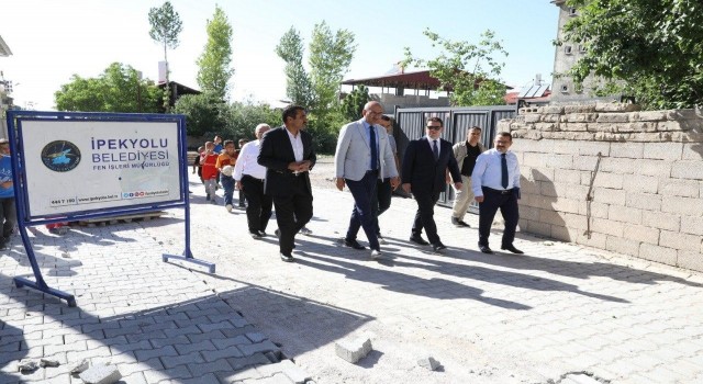 Başkan Vekili Aydın; Karşıyaka Mahallesi sakinleri ile bir araya geldi