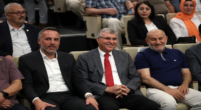 Başkan Yüce: “Sakaryayı yarınların güçlü Türkiyesine en iyi şekilde hazırlıyoruz