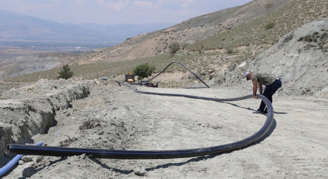 Başpınarda selden zarar gören içme suyu hattı yenileniyor