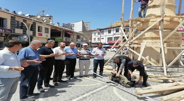 Bayburtta Saat Kulesinin restorasyon çalışması başladı