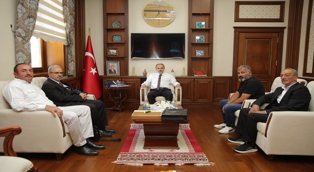Bayburtun Taht köyünde çeyrek asırdır ekilmeyen araziler üretime kazandırılacak