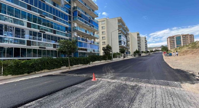Bayraklıda asfaltlama çalışmaları hız kesmiyor