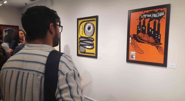 Beyoğlu Belediye Başkanı Haydar Ali Yıldız, “Posterist” sergisinin açılışına katıldı