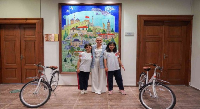 Bilecikli sporcuların Özel Sporcular Atletizm Müsabakalarında büyük başarıları