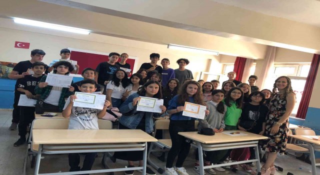 Bilecikte 37 bin 72 öğrenci karnelerini aldı