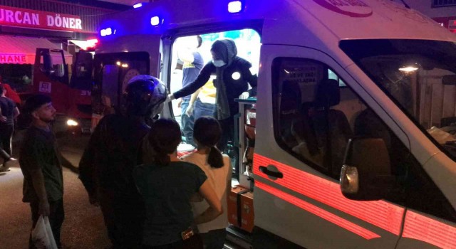 Bilecikte bir iş yerinde çıkan yangında 1 kişi dumandan etkilendi