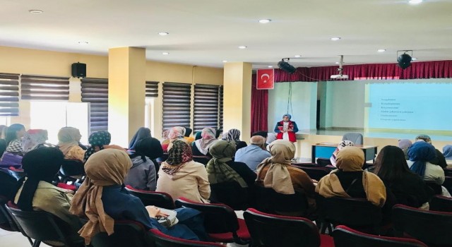 Bingölde usta öğreticilere Şiddetsiz İletişim Eğitimi verildi