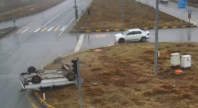 Bitlisteki trafik kazaları kamerada