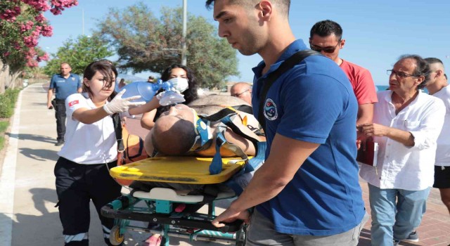 Boğulan adam dakikalarca yapılan kalp masajına rağmen kurtarılamadı