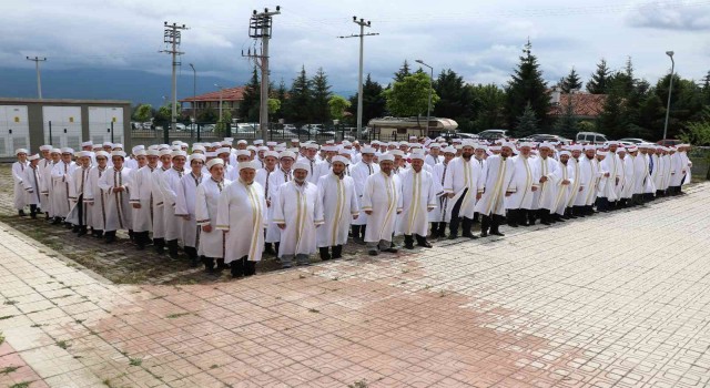 Boluda, 285 genç hafız törenle icazetlerini aldı