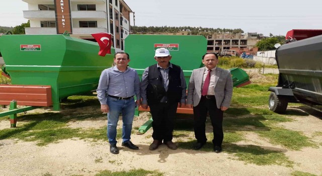 Boyabatta çiftçilere yüzde 50 hibeli makine dağıtımı yapıldı