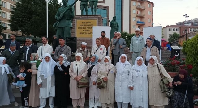 Bozüyükte hacı adayları kutsal topraklara uğurlandı