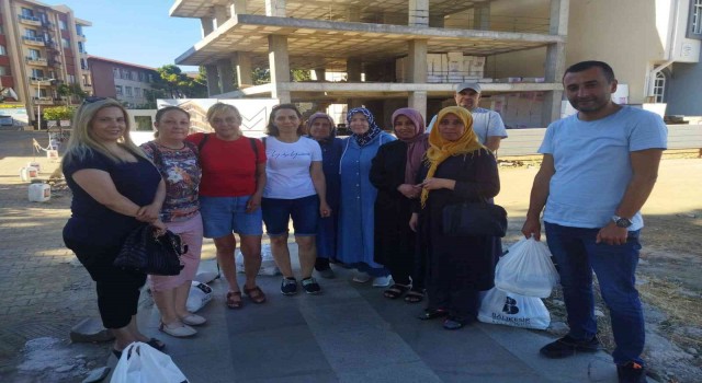 Burhaniye de çölyaklılara Büyükşehirden gıda desteği