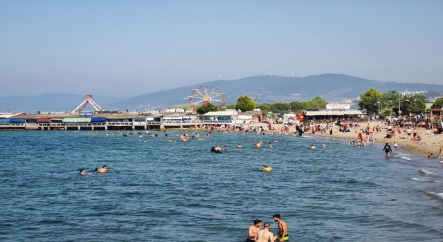 Bursada deniz sezonu açıldı