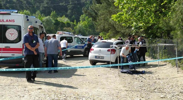 Bursada esrarengiz ölüm...Yanında tabanca bulundu