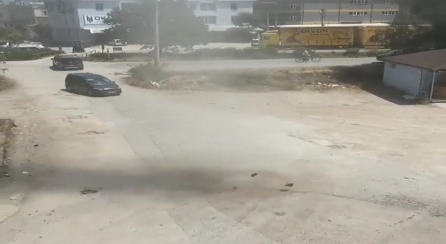 Bursada etkisini gösteren sağanak yağış hayatı olumsuz etkiledi