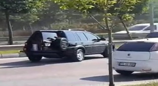 Bursada kadın sürücüden insanlık dersi