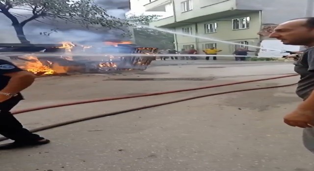 Bursada yürekleri ağza getiren yangın
