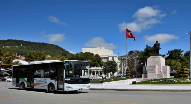Büyükşehirden öğrenciler ve sınav görevlilerine ücretsiz ulaşım