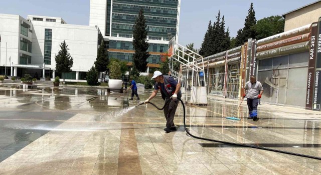 Büyükşehirden toz taşınımına müdahale