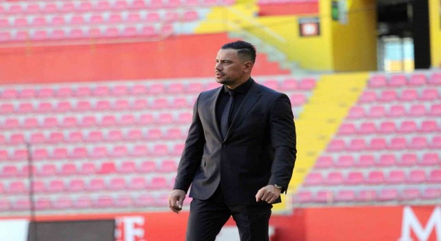 Çağdaş Atanın ekibi belli oldu