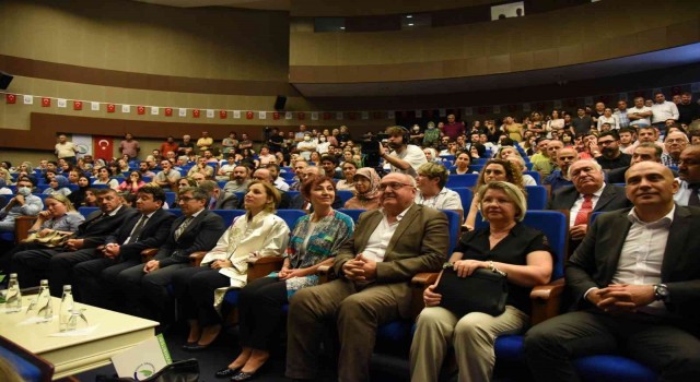 Çakar, “Memleketime hizmet etmeye devam edeceğim”