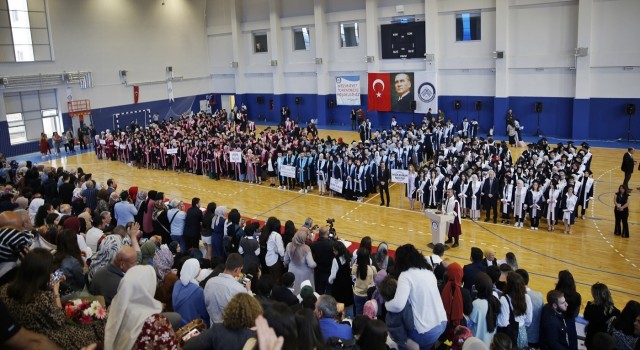 ÇAKÜde mezuniyet heyecanı başladı