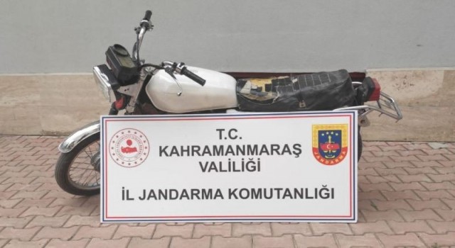 Çaldıkları motosikletin rengini değiştirseler de JASATtan kaçamadılar