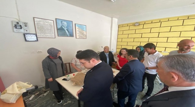 Çanakkale Valisi İlhami Aktaş, Yenice ilçesinin Kalkım beldesini ziyaret etti