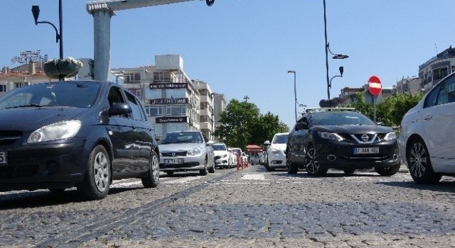 Çanakkalede trafiğe kayıtlı taşıt sayısı 251 bin 900 oldu