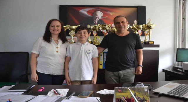 Çanakkaleli ortaokul öğrencisi Türkiye birincisi oldu