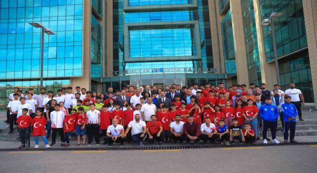 Canpolat ile Haliliyeye 22 eser daha kazandırılıyor