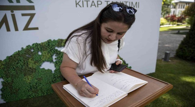 Çevreci gençler, Cumhurbaşkanlığı Külliyesinin yeşil defterine çevre hayallerini yazdı